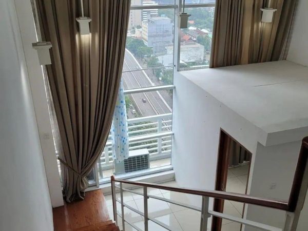 Apartemen Cityloft Sudirman 2 Lantai 86m2 Apj339